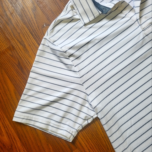 Under Armour Men’s Large Playoff Polo  Loose Fit Performance Tee Shirt A79 - Picture 3 of 10